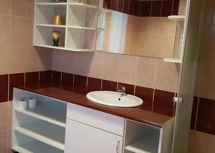 Eva 게스트하우스 *