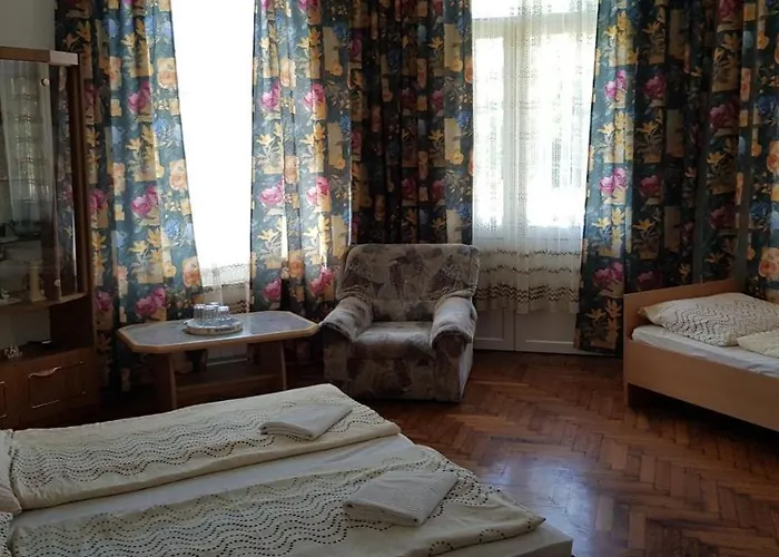 Eva 게스트하우스 *